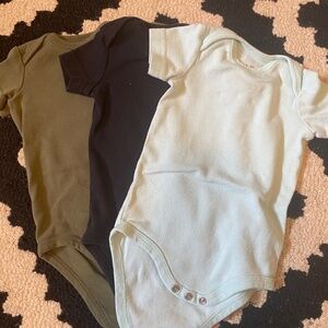 Primary Onesie Bundle Size 0-3